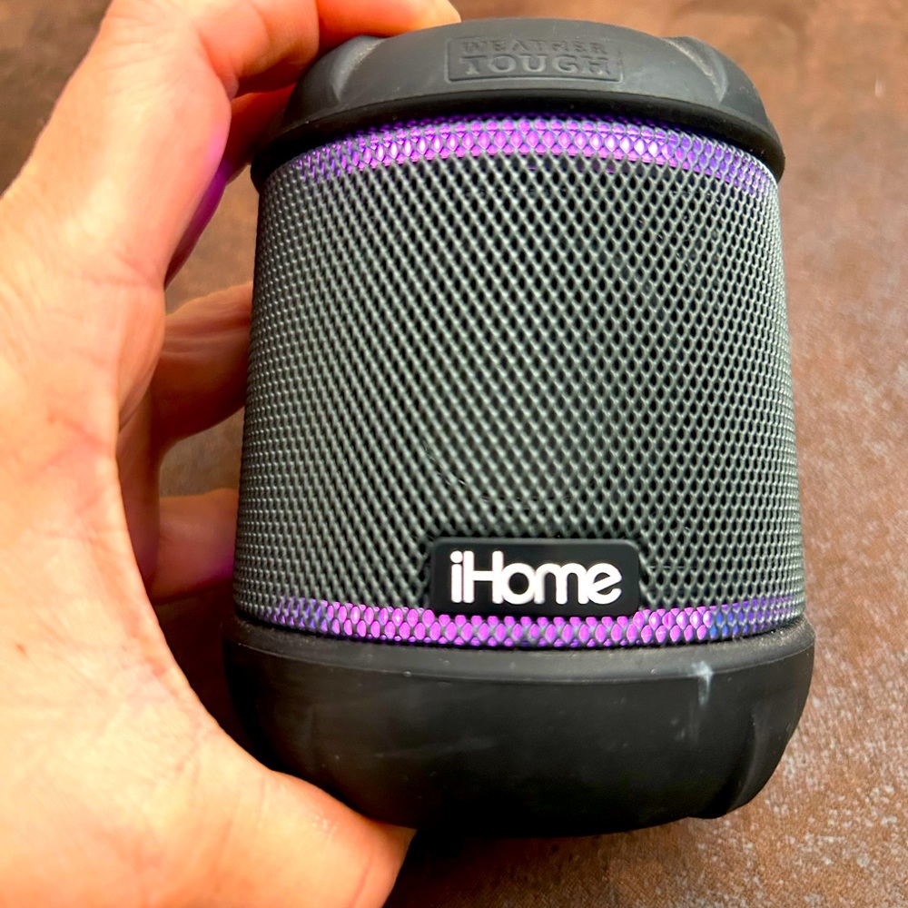Bluetooth speaker